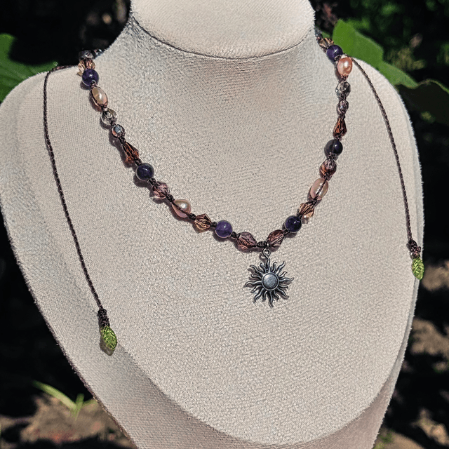 Collier AURA améthyste, cristaux Swarovski et perles d’eau douce 