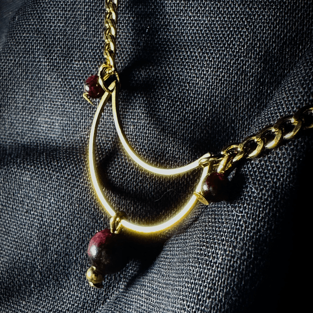 Collier ÉCLAT LUNAIRE grenat 