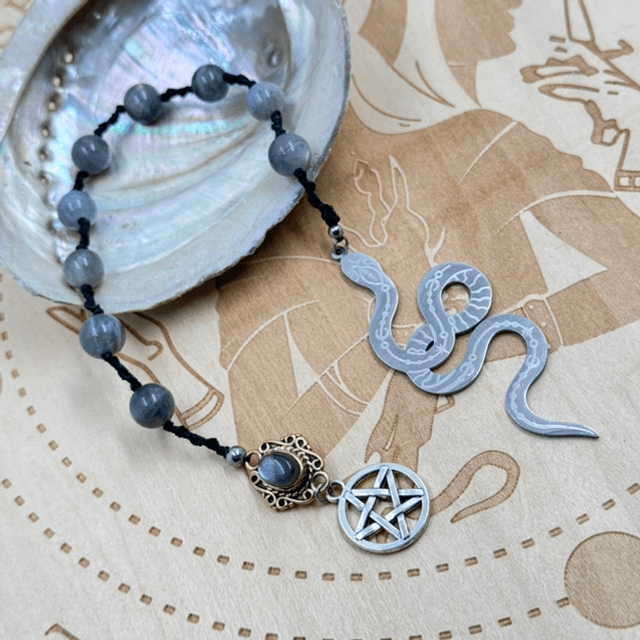 Échelle de sorcière labradorite
