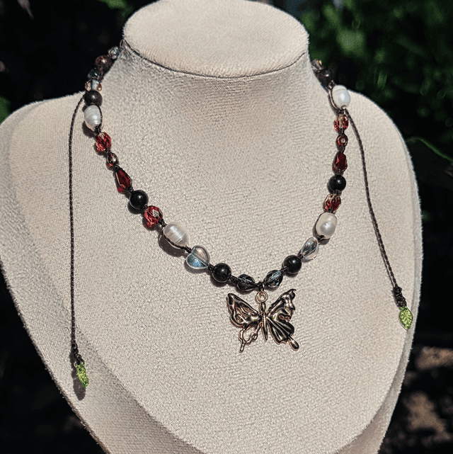 Collier AURA bronzite, cristaux Swarovski et perles d’eau douce